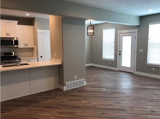 Kitchen/main living
