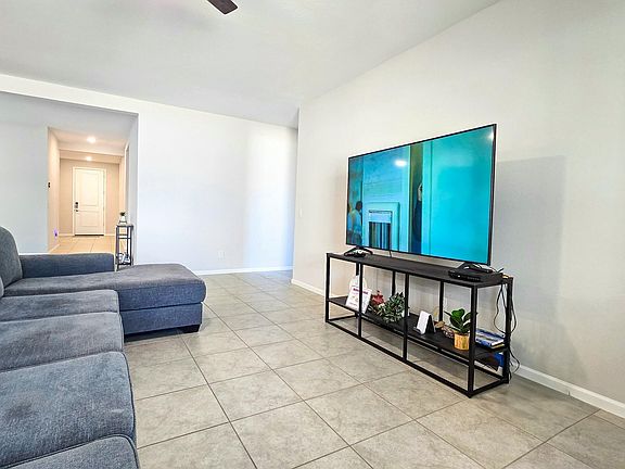 5th image of 24552 W HILTON Avenue