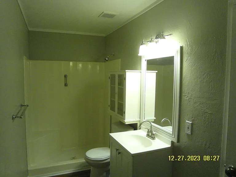 905 W Saint John Rd — Photo 18