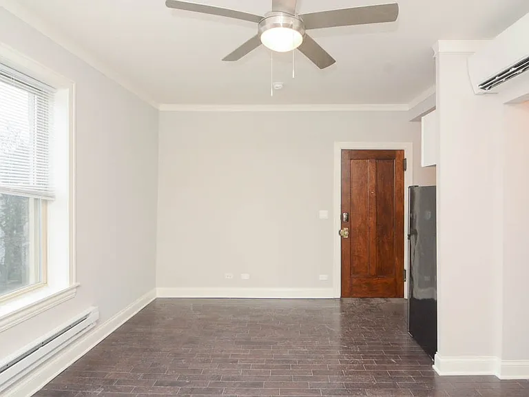 640 W Wrightwood Ave #103 — Photo 8