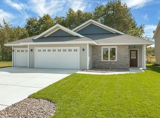 2404 40th Ave S, Saint Cloud, MN 56301