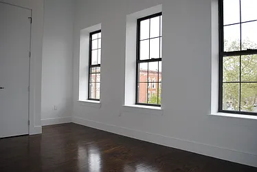 Rented by Urban Ambiance