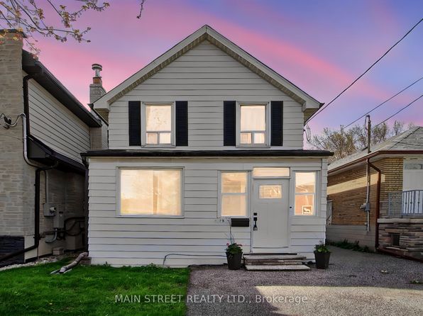 19 Macdonald St, Toronto, ON M8V 1Y3