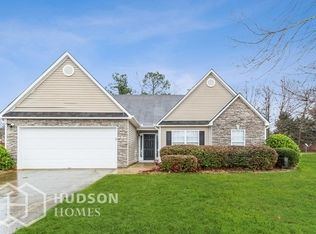 275 Rockingham Dr, Loganville, GA 30052