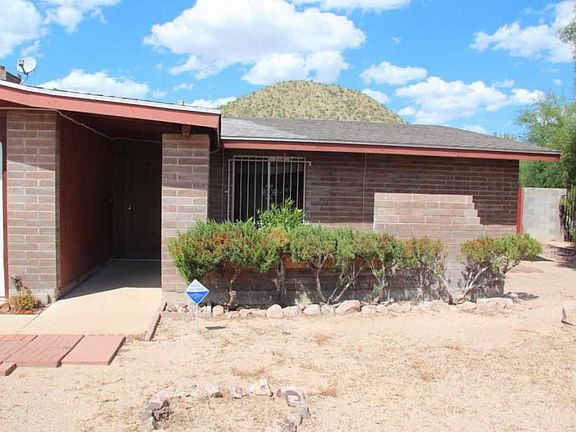 3rd image of 1358 S Desert Crest Dr