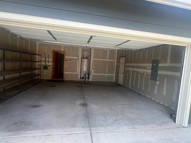 613 N Freemont St — Photo 10