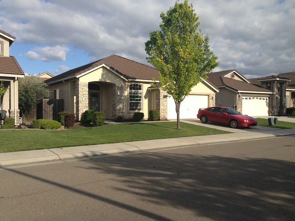 1st image of 10878 Arrowood Dr
