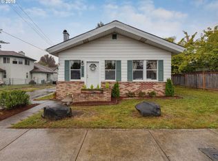 1715 SE 4th St, Gresham, OR 97080
