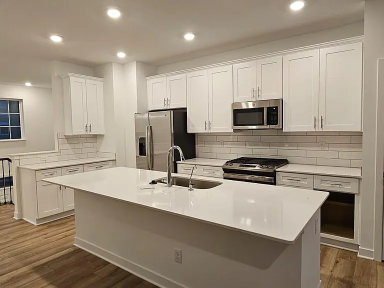 7017 Equality Blvd — Photo 3