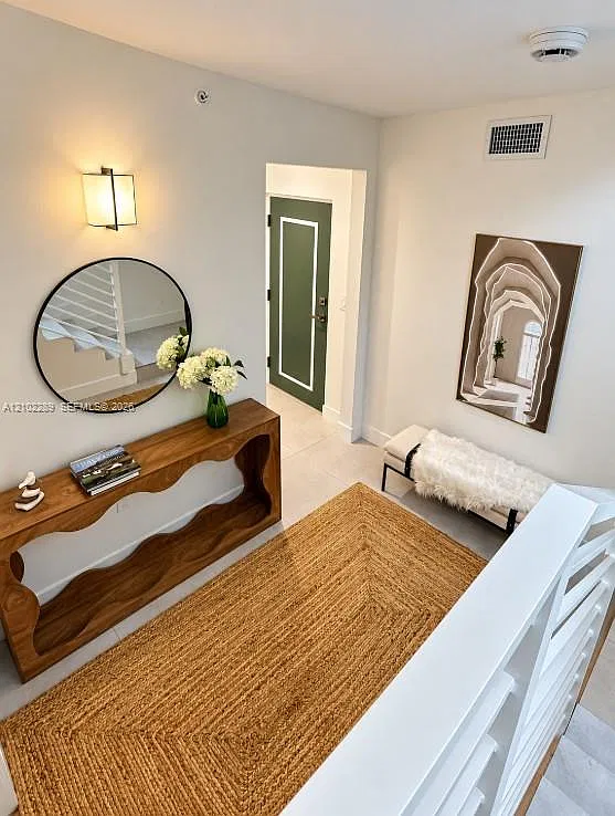 721 SW 11th St — Photo 4