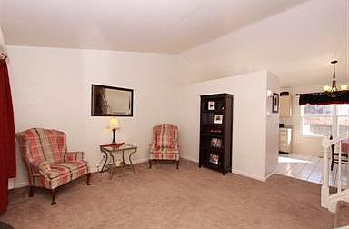 3rd image of 19862 Glendale Ln