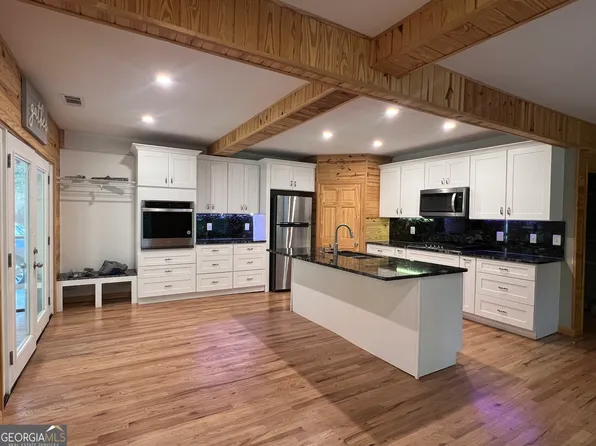 1014 Plowshare Rd, Carrollton, GA 30117