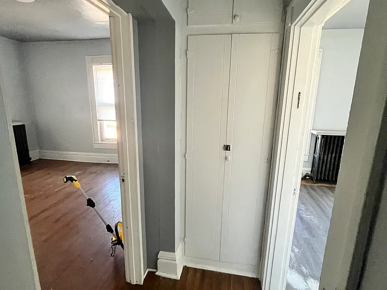 1125 S Anderson St — Photo 4