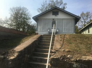 5210 Indiana Ave, Kansas City, MO 64130