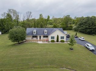 3525 Island Trail Dr, Williamsburg, OH 45176