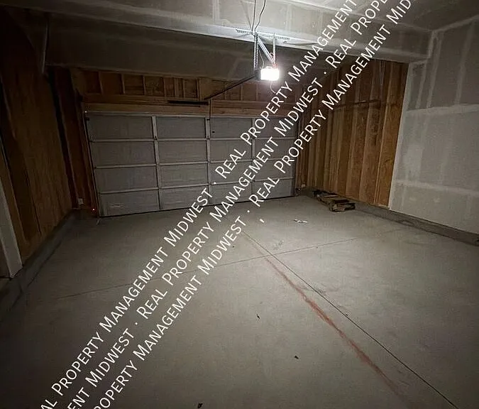 3072 Simpson Ct — Photo 37