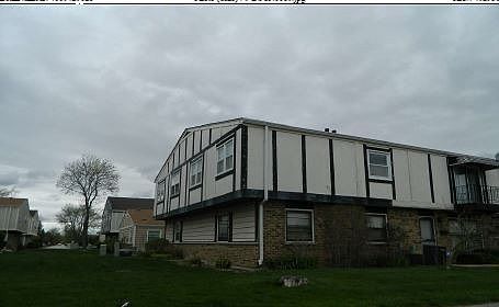 2nd image of 20130 Willow Dr
