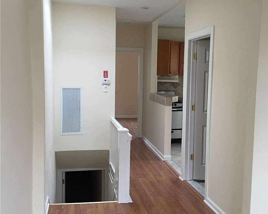 1st image of 15014 Grand Central Pkwy Floor 2