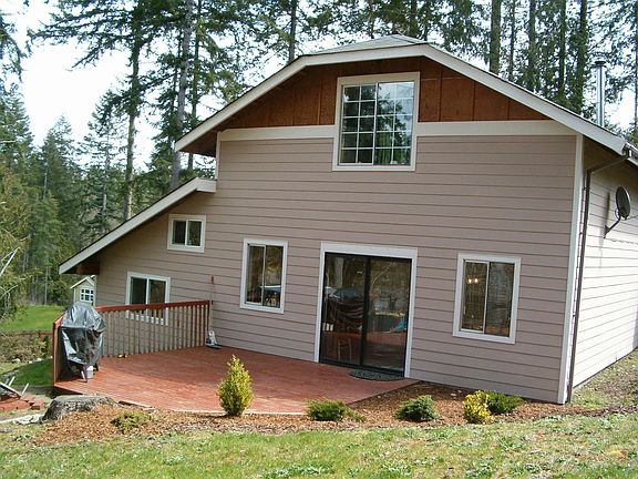 rear of home 