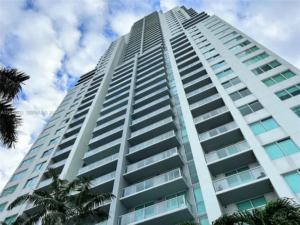 253 NE 2nd St, Miami, FL