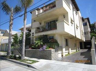414 Ocean View Ave, Hermosa Beach, CA 90254