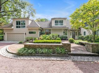 17 Cedar Ln, Sands Point, NY 11050