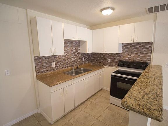 2nd image of 25328 E Colonial Dr
