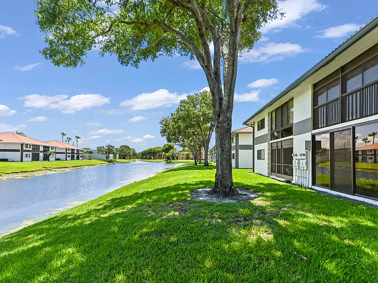 15234 Lakes Of Delray Blvd #276 — Photo 24