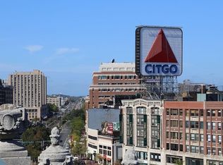 464-466 Commonwealth Ave #403, Boston, MA 02115