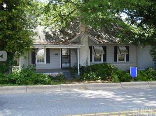 2402 N Main Ave, Newton, NC 28658