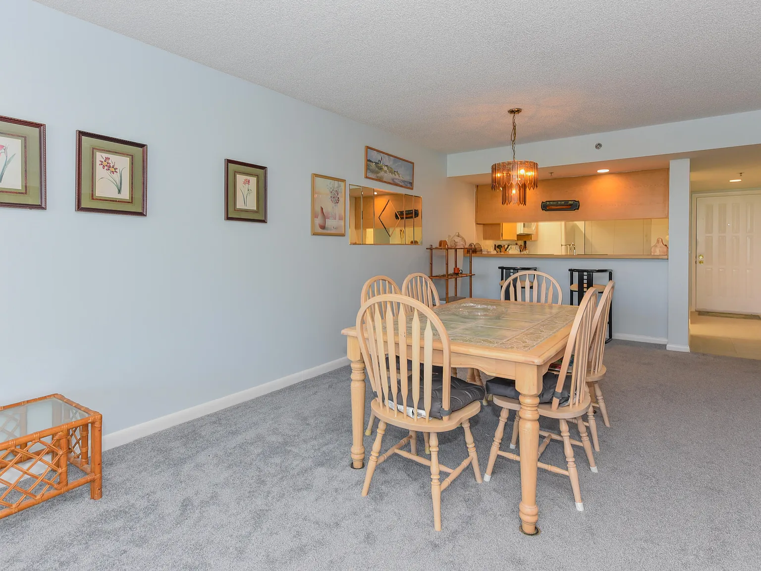 2 bed, 2.0 bath, 1332 sqft, $2,700 — Photo 4
