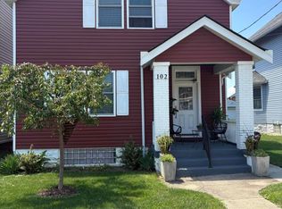 102 W Walnut St, Southgate, KY 41071