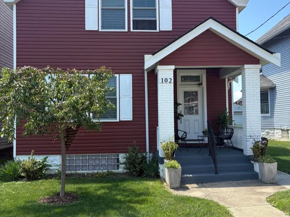 102 W Walnut St, Southgate, KY 41071