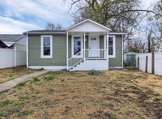 3855 Bates St, Saint Louis, MO 63116