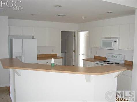 4th image of 1116 NW 11th Pl
