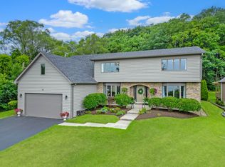 30 N Holly Ave, Fox Lake, IL 60020