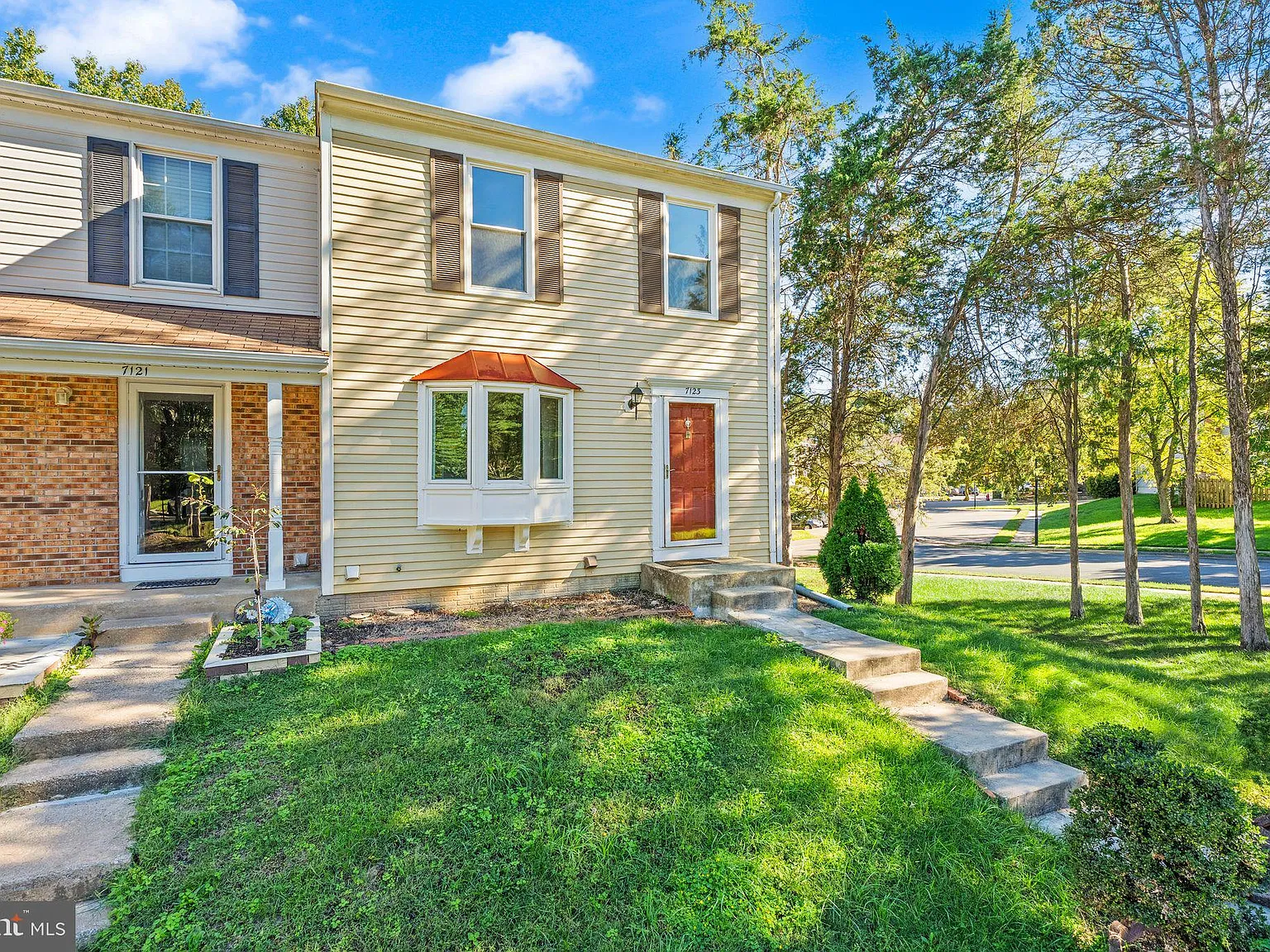3 bed, 2.5 bath, 1080 sqft, $3,000 — Photo 4