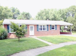 404 Rome Rd, Lititz, PA 17543