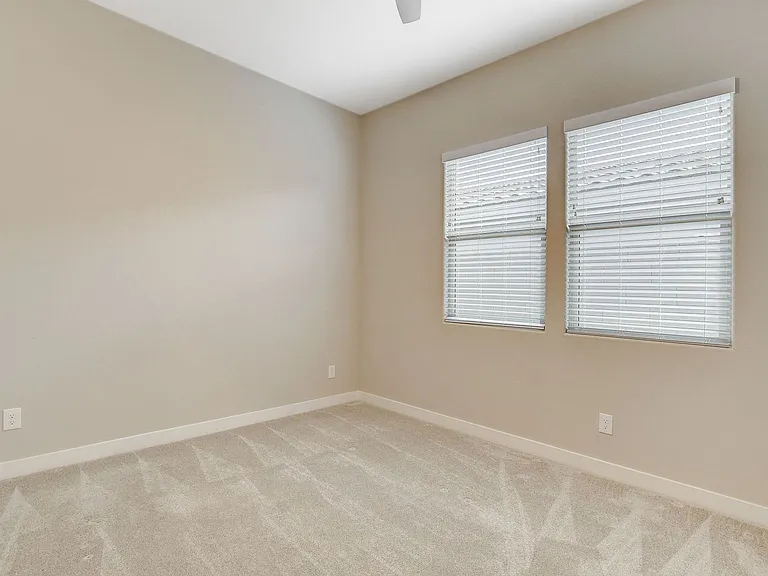 94 Nine Mile Creek Dr — Photo 25