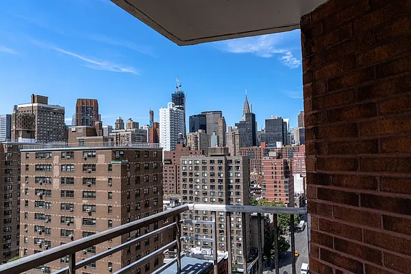 Rented by Beam Living | media 44