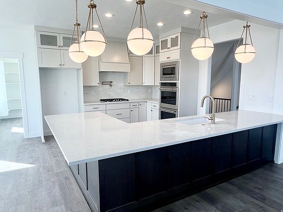 3rd image of 11313 S Easy Bee Rd #1-128