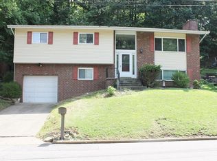 826 Echo Rd, South Charleston, WV 25303
