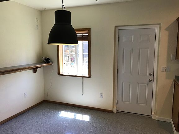 3rd image of 1528 N Euclid Ave #2