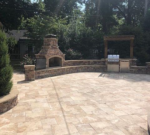 2nd image of 1589 Oak Park Dr