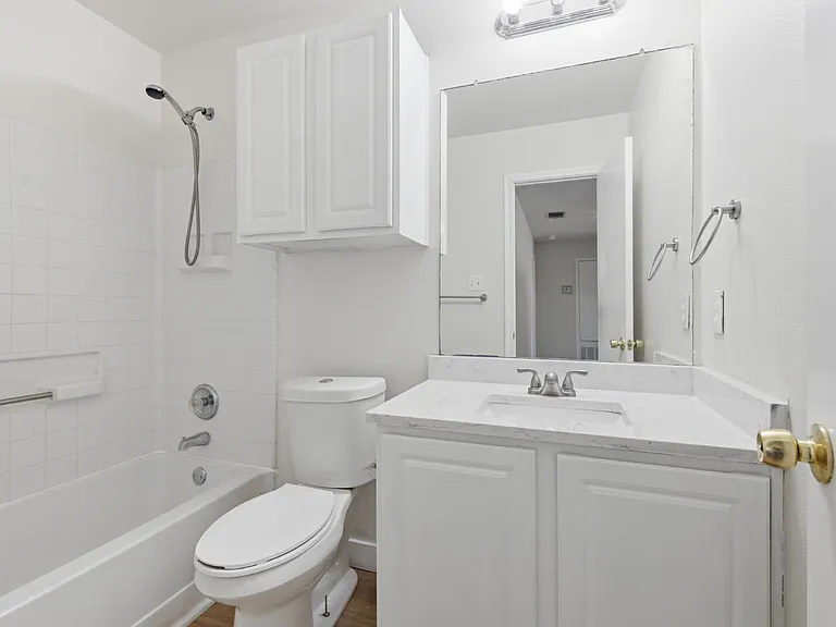 18120 Topsail St — Photo 28