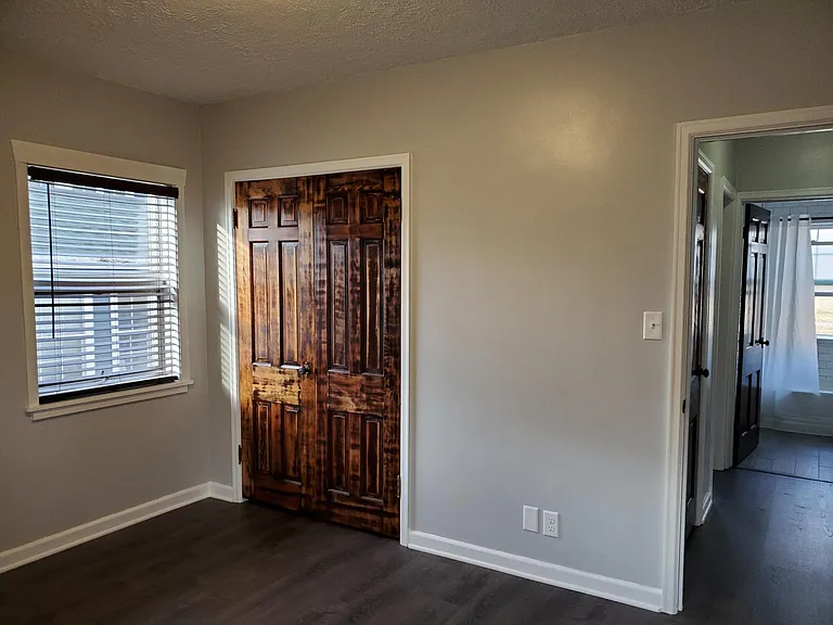 138 Elmwood Dr — Photo 13
