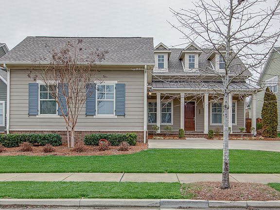 2nd image of 2873 Americus Dr