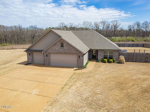 4th image of 66 Pecan Ridge Dr