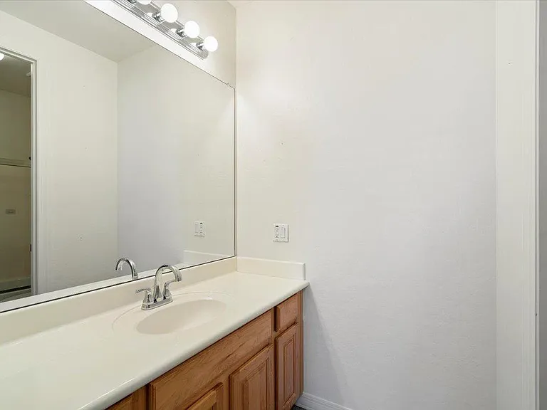 5505 E Calle Del Sol — Photo 32