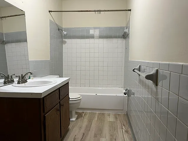 541 N Belview Ave #C — Photo 8